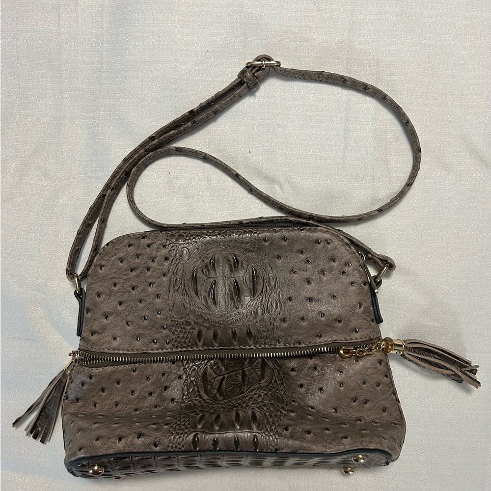 Crossbody purse